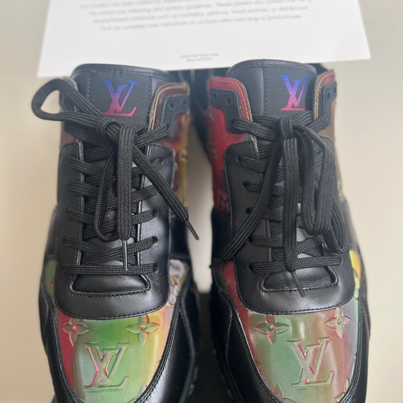 Louis Vuitton Run Away Sneaker - Picture 2 of 7